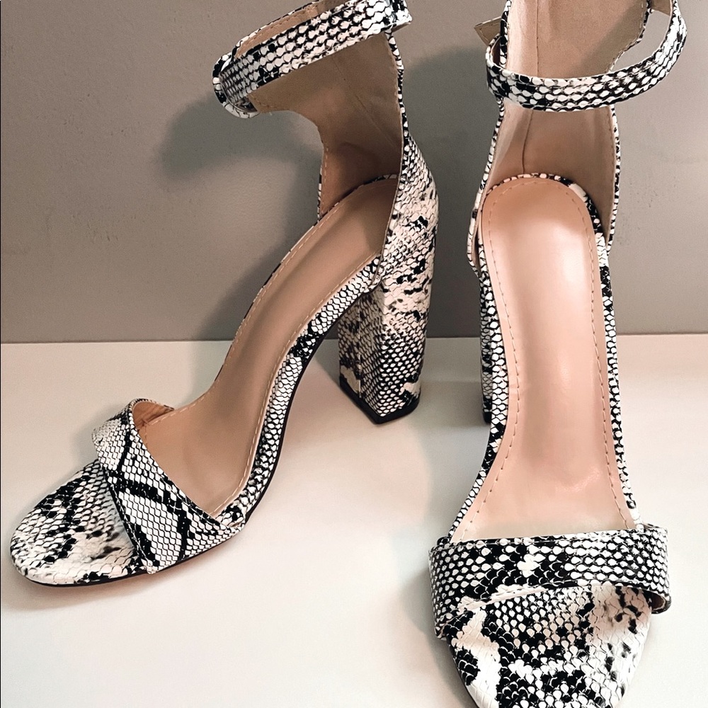 SHEIN Black & White Snakeskin Heels